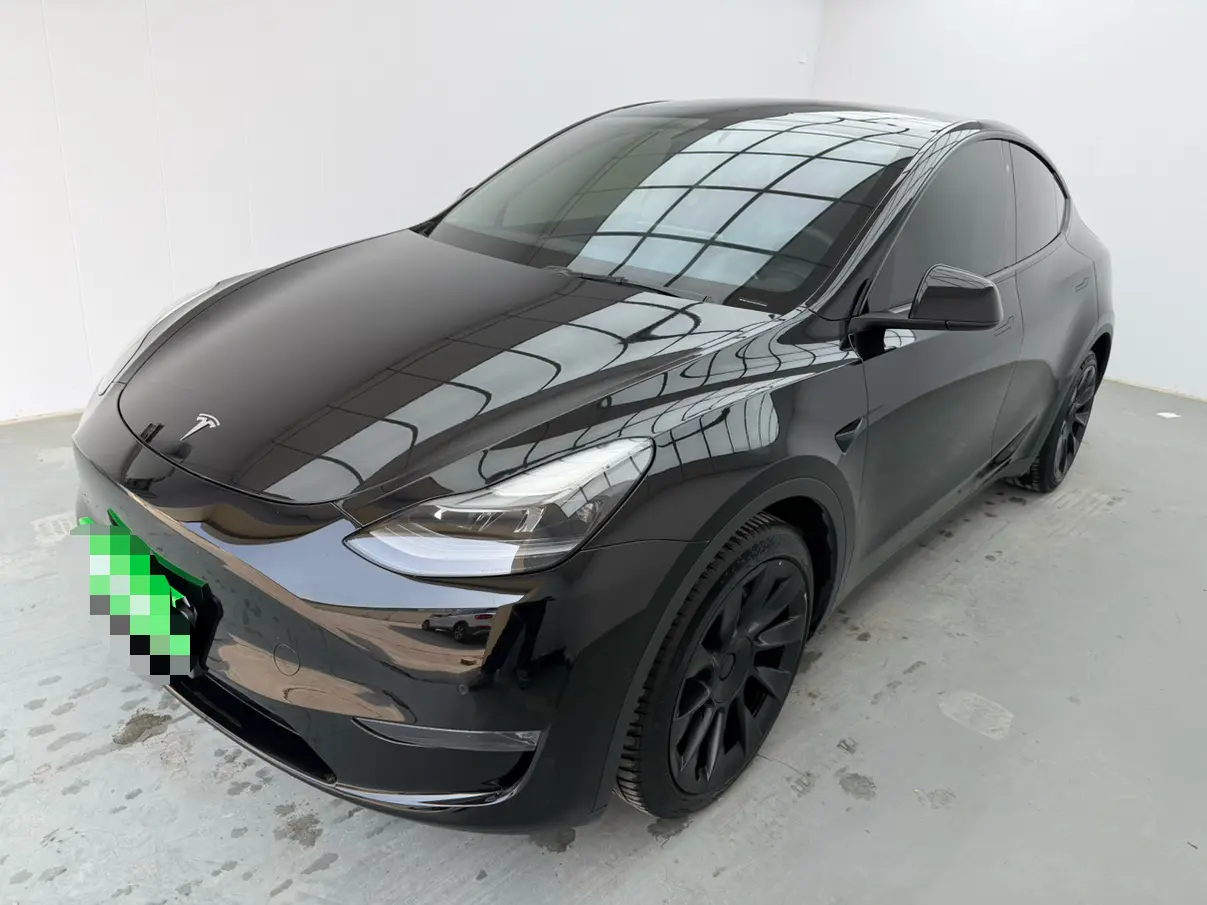 Tesla Model Y  из Китая