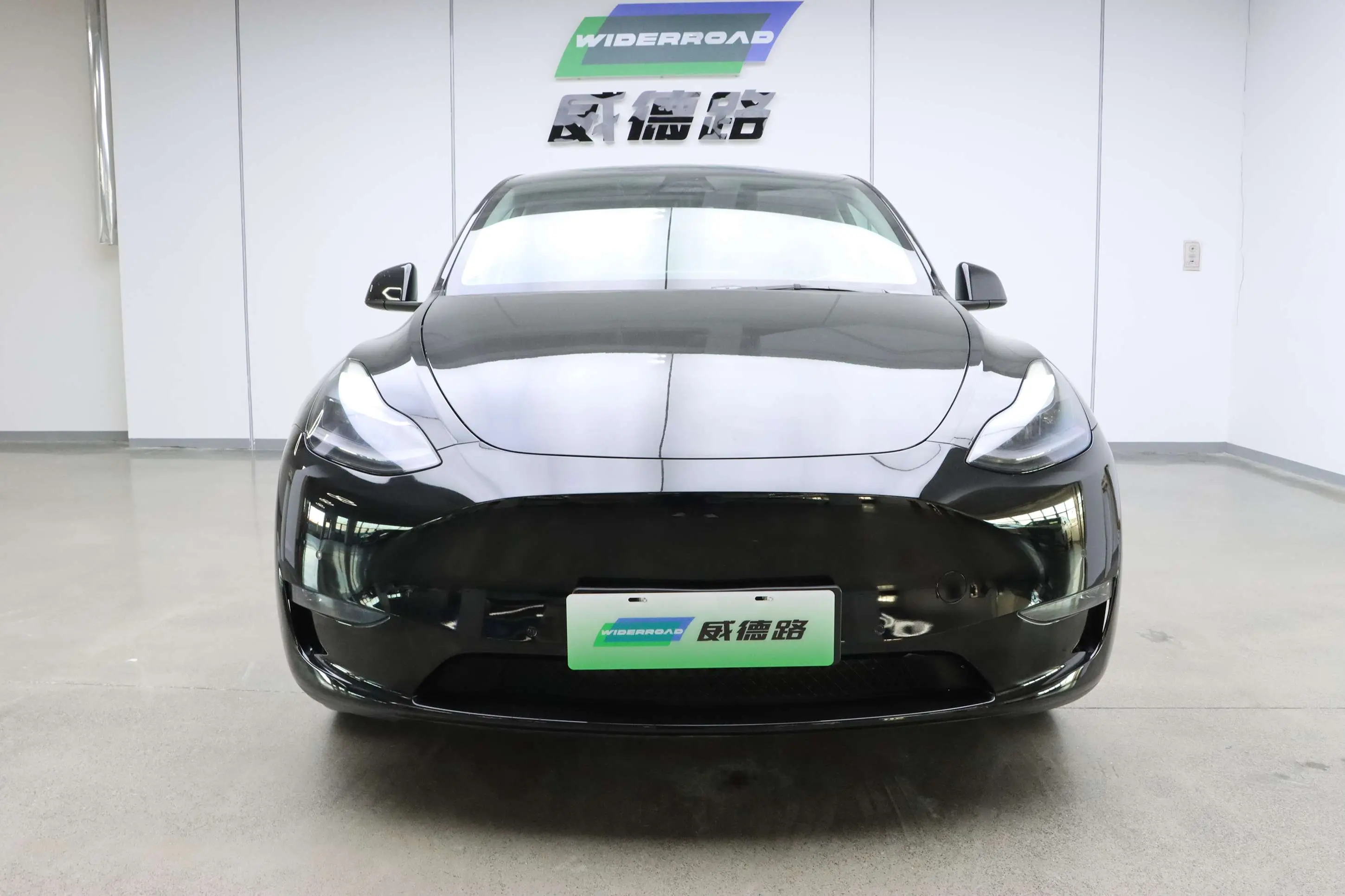 Tesla Model Y  из Китая