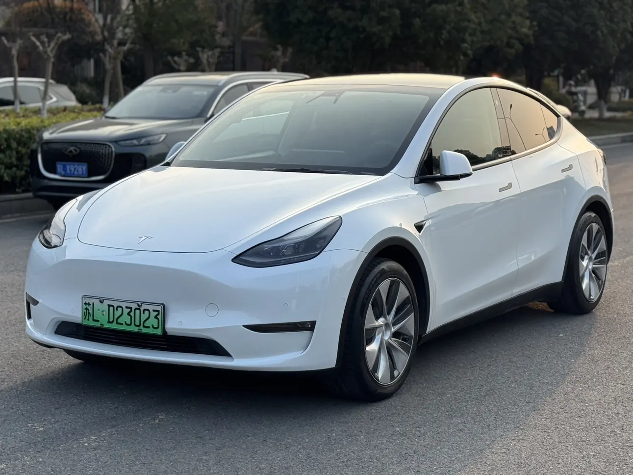 Tesla Model Y  из Китая