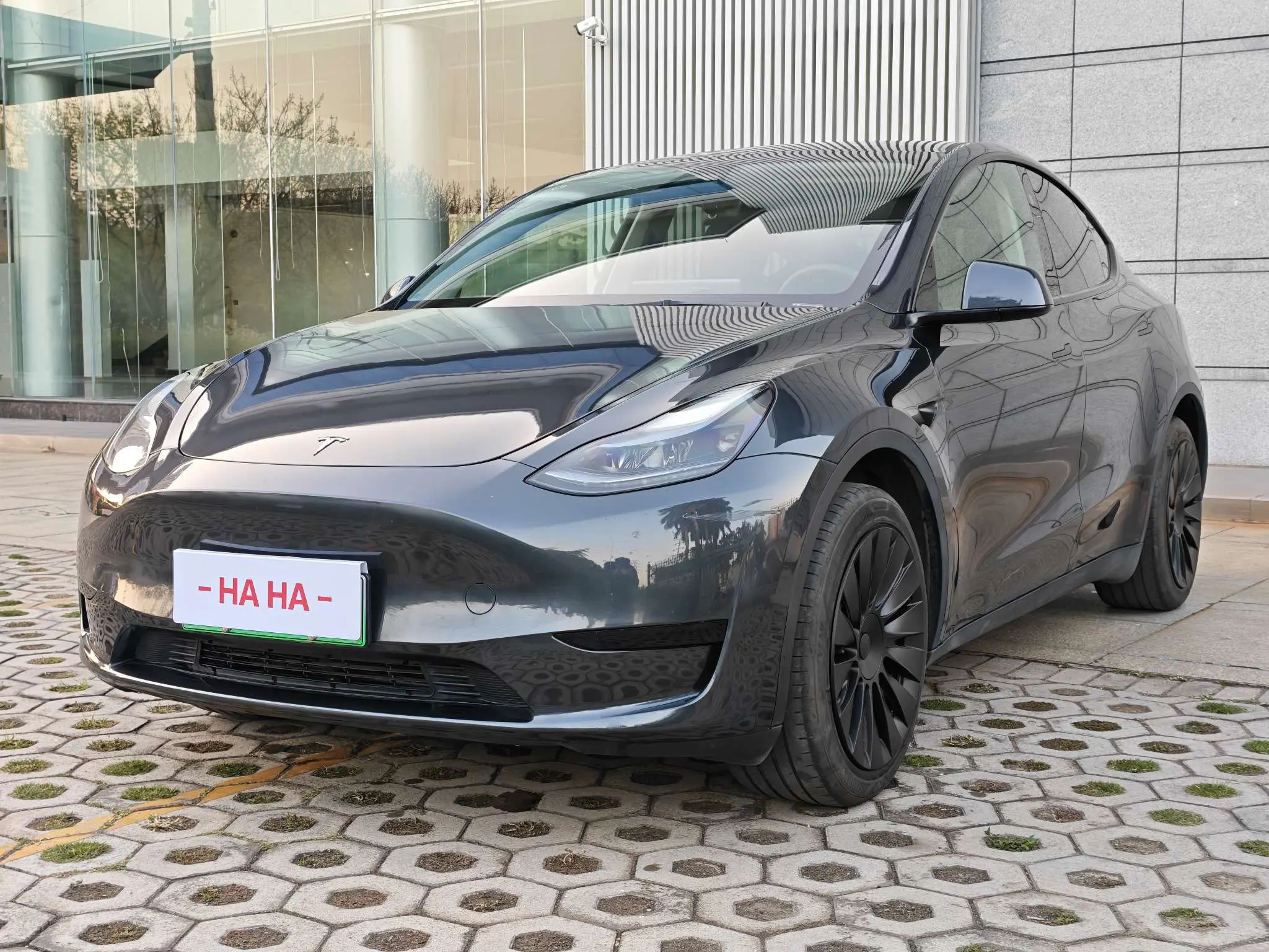Tesla Model Y  из Китая