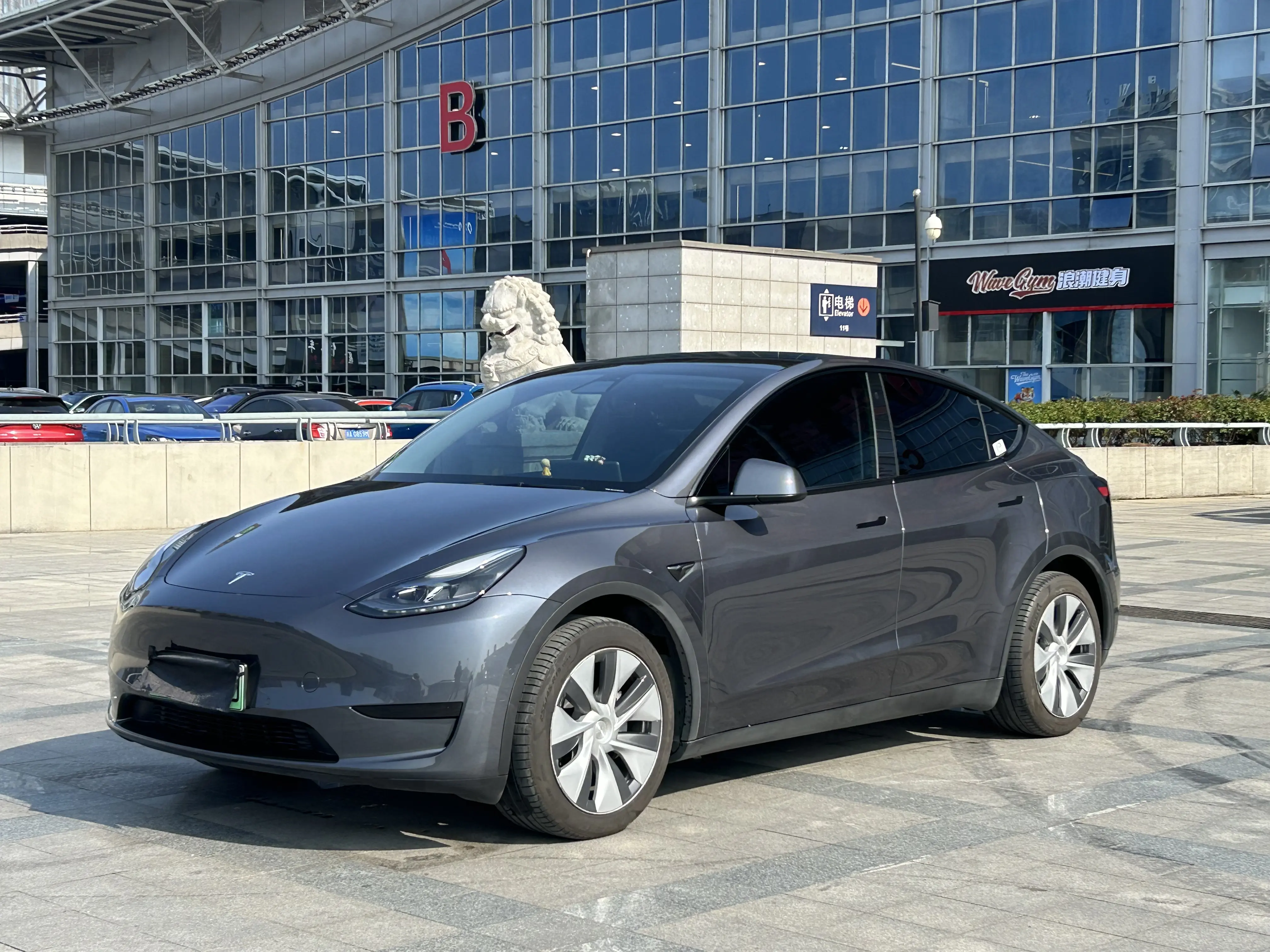 Tesla Model Y  из Китая