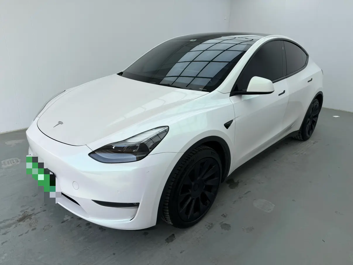 Tesla Model Y  из Китая