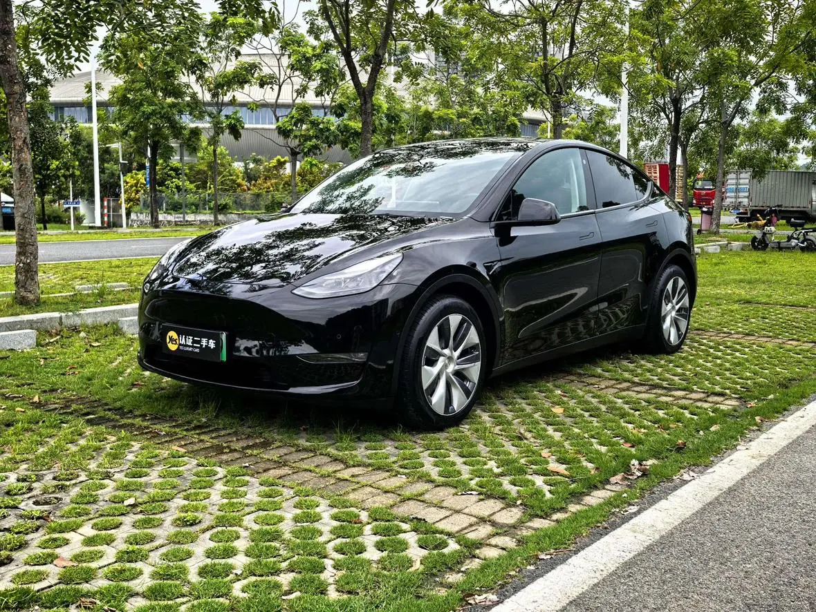 Tesla Model Y  из Китая