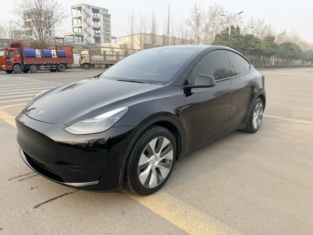 Tesla Model Y  из Китая