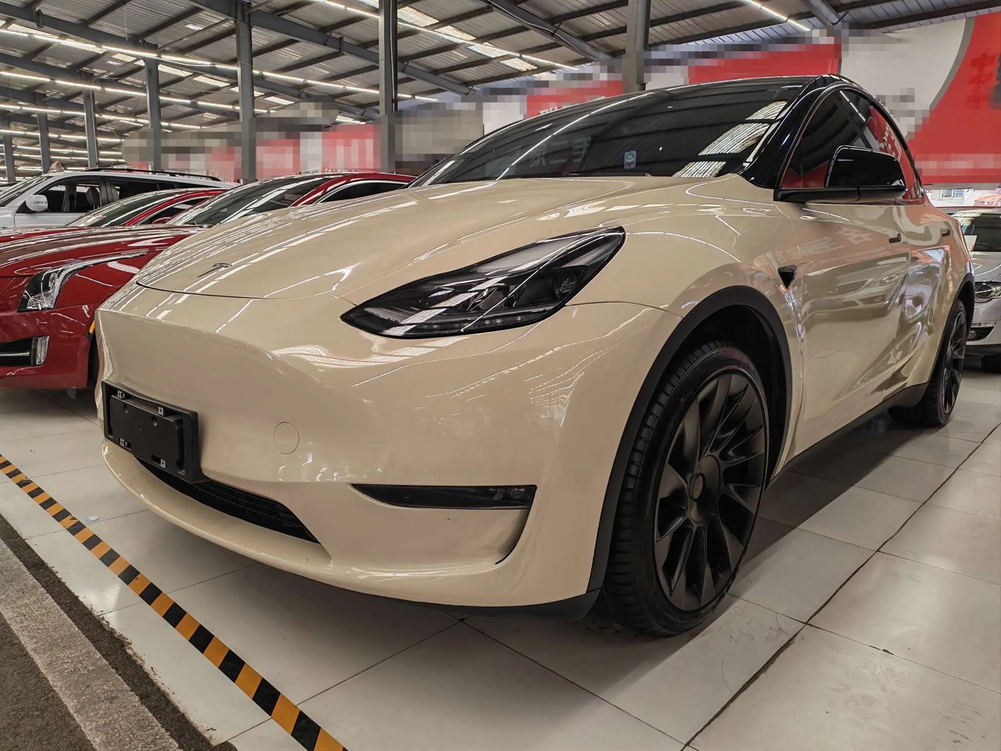 Tesla Model Y  из Китая