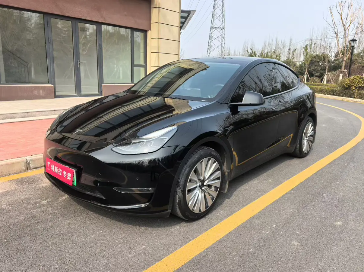 Tesla Model Y  из Китая