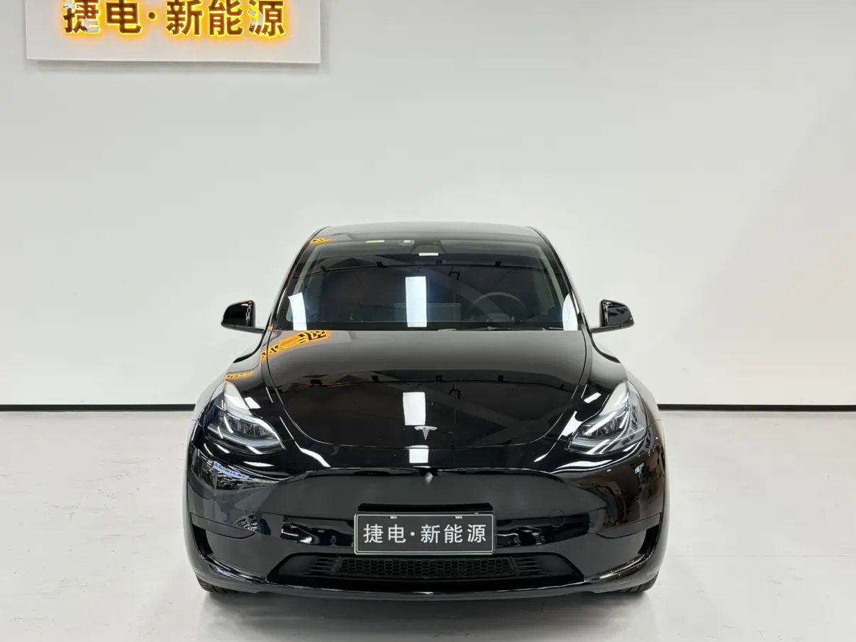 Tesla Model Y  из Китая