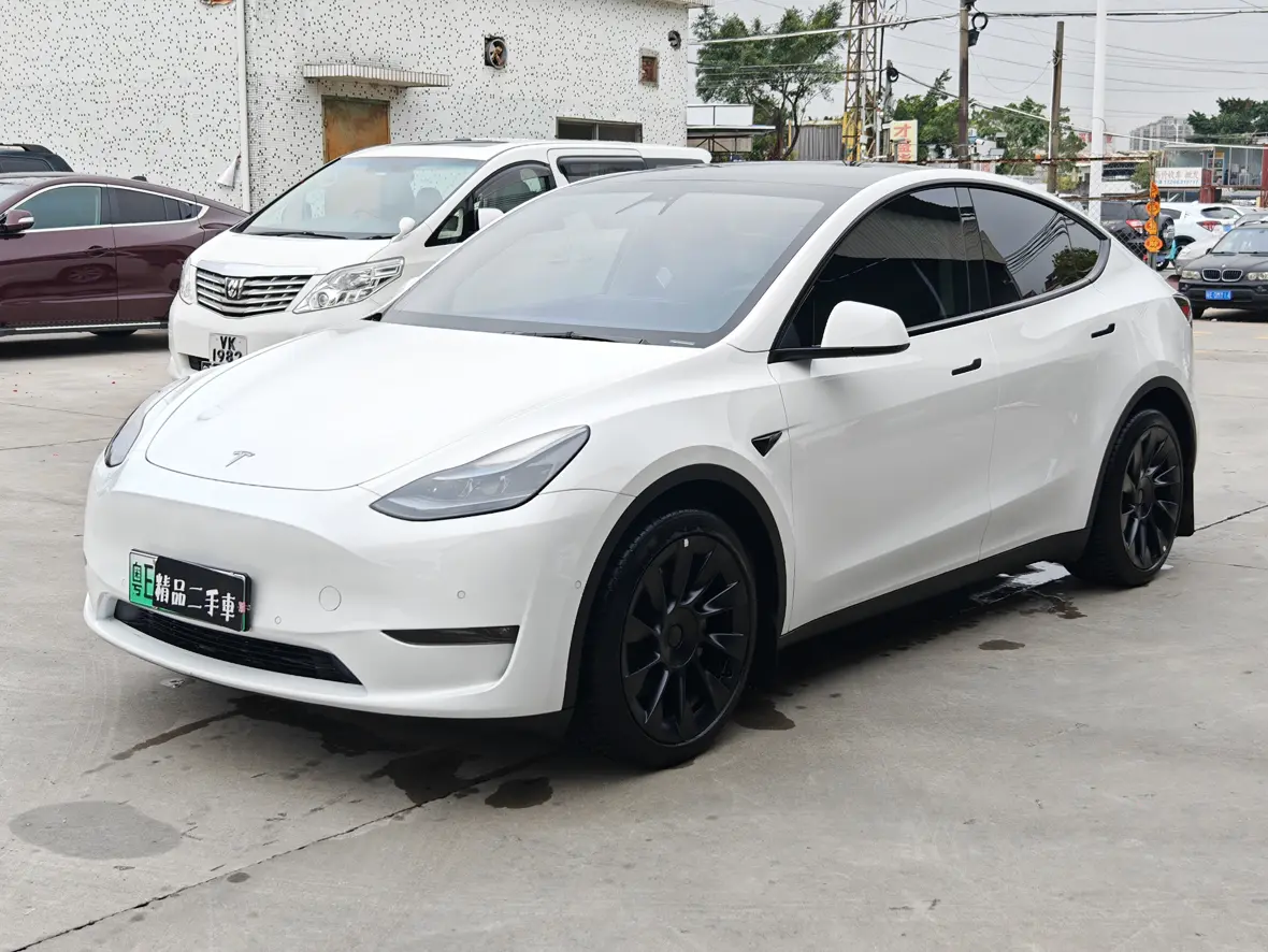Tesla Model Y  из Китая