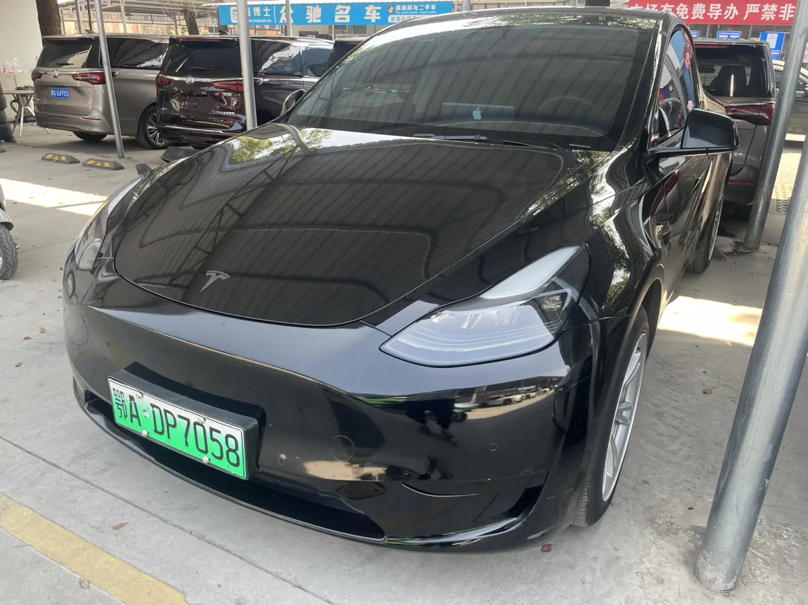 Tesla Model Y  из Китая
