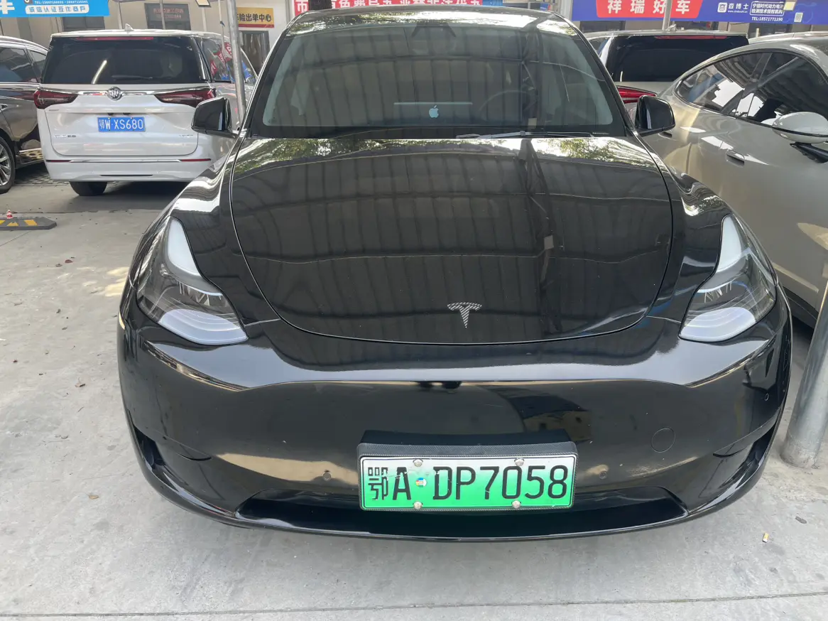 Tesla Model Y  из Китая