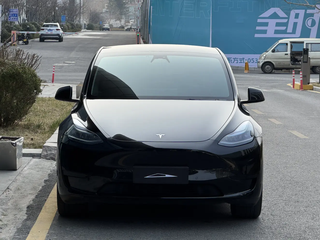 Tesla Model Y  из Китая