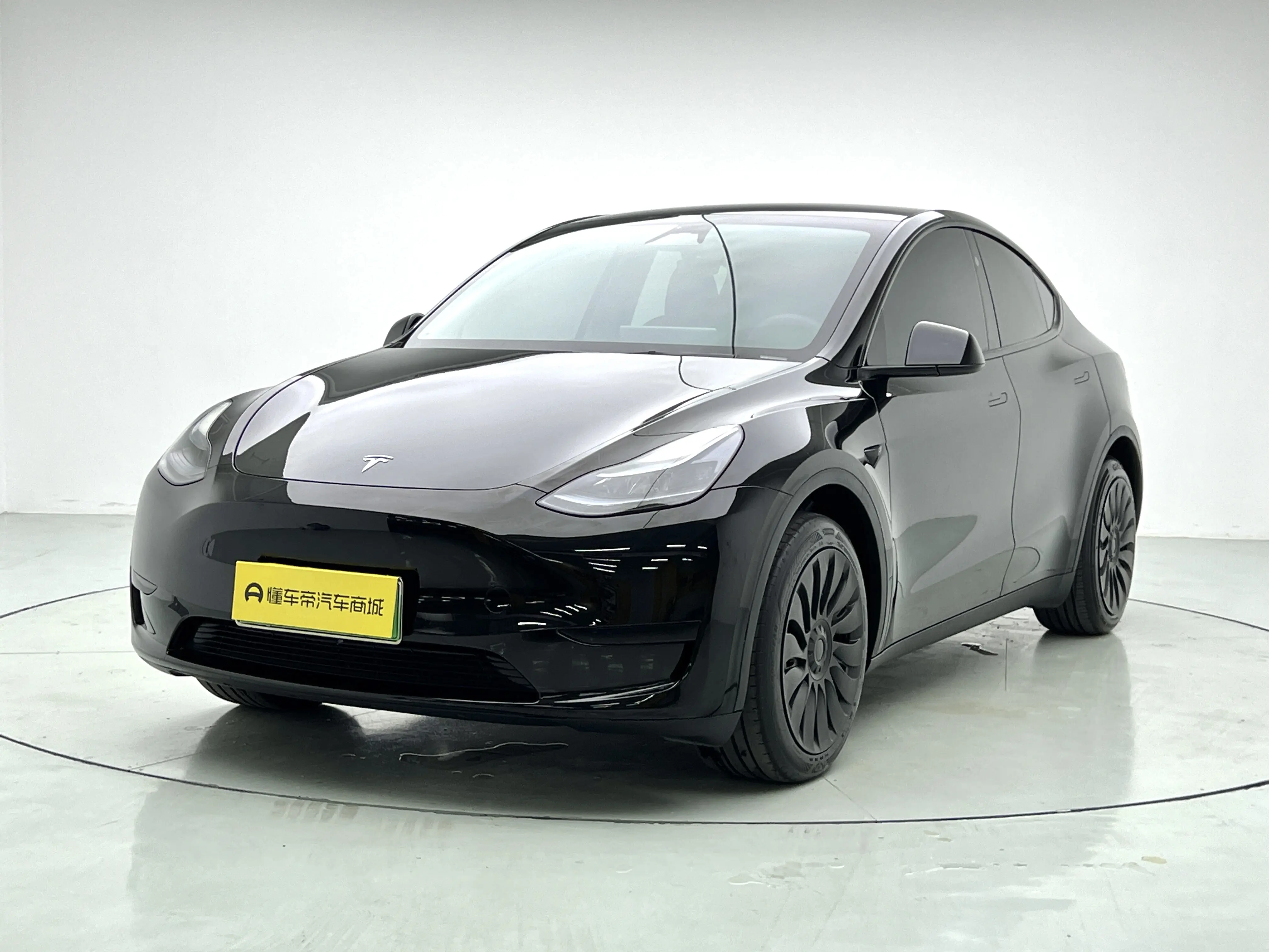 Tesla Model Y  из Китая