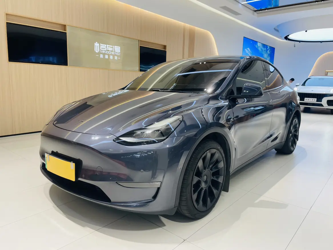 Tesla Model Y  из Китая