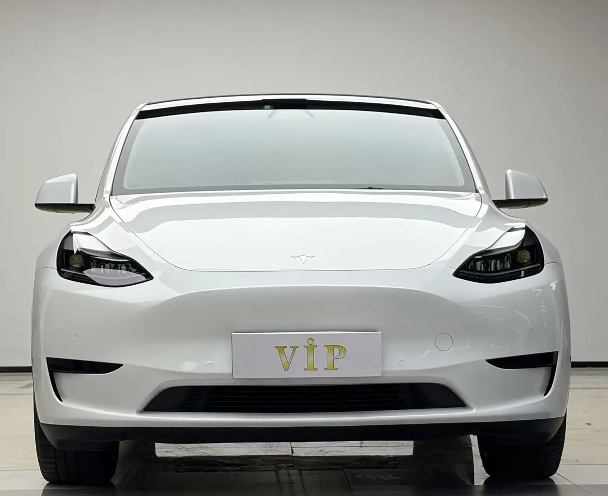 Tesla Model Y  из Китая