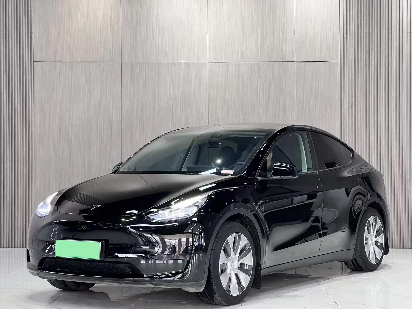 Tesla Model Y  из Китая