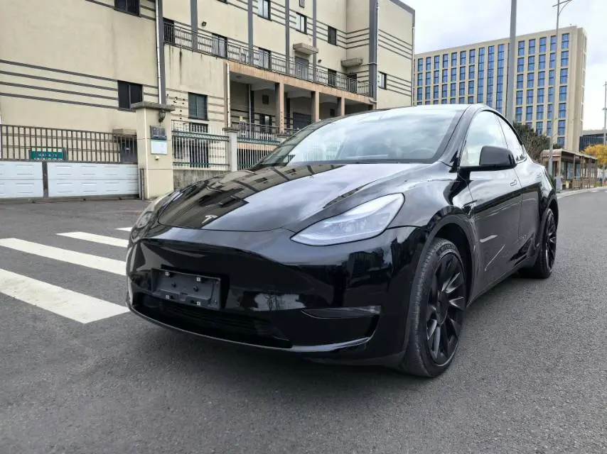 Tesla Model Y  из Китая