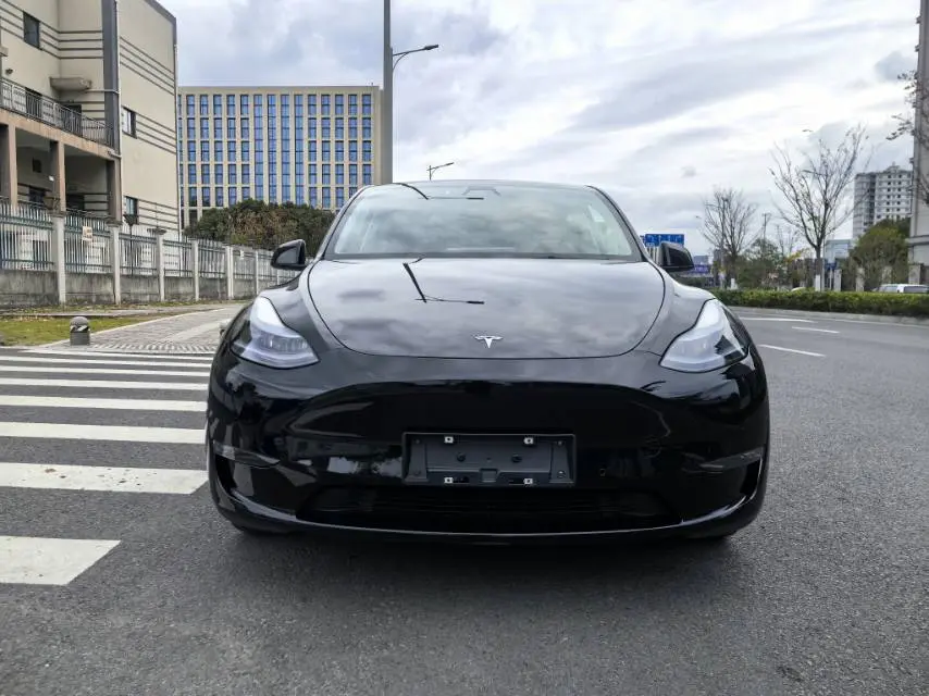 Tesla Model Y  из Китая