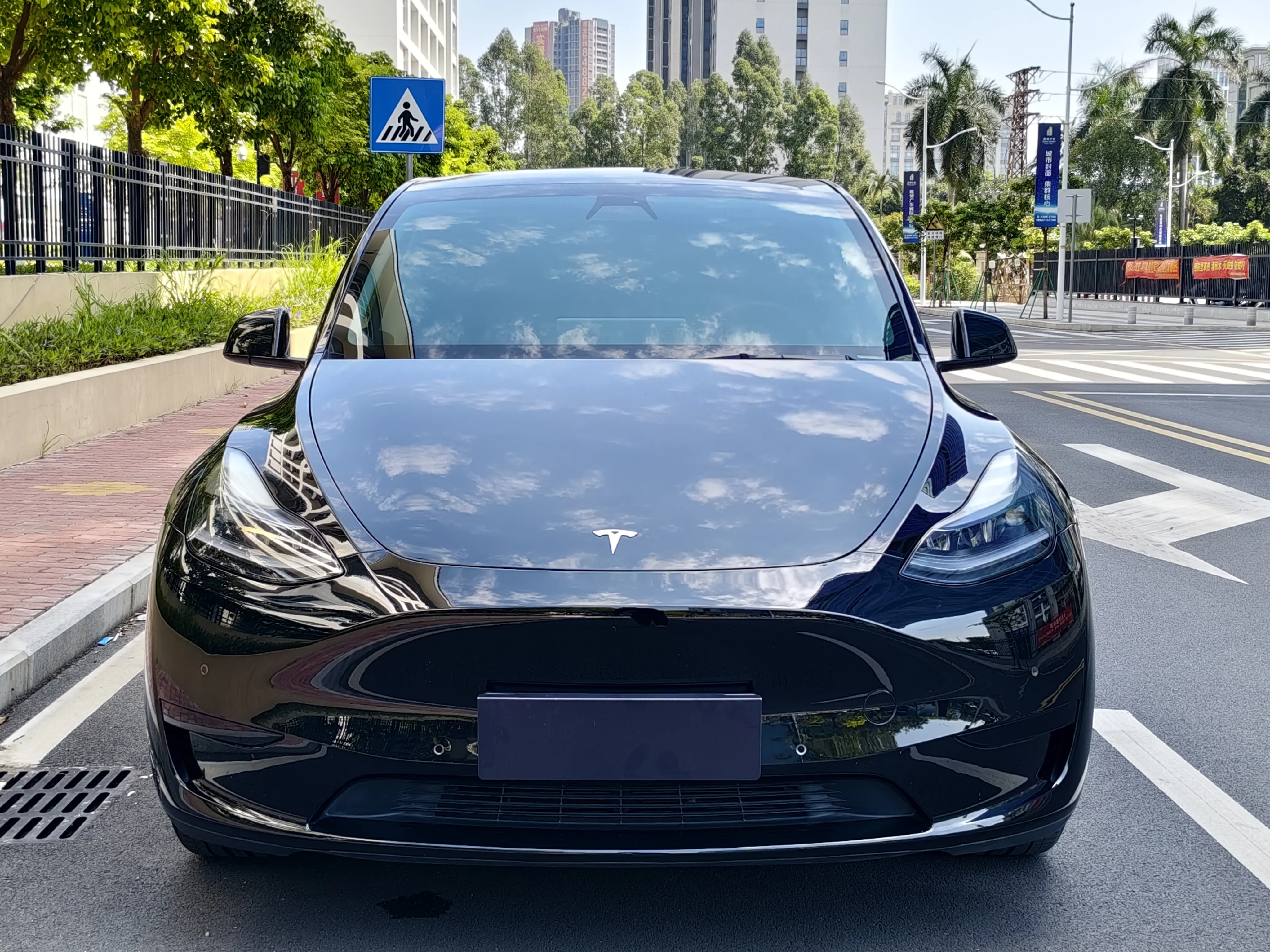 Tesla Model Y  из Китая