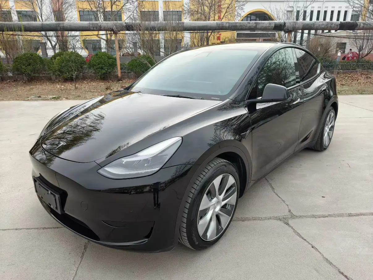 Tesla Model Y  из Китая
