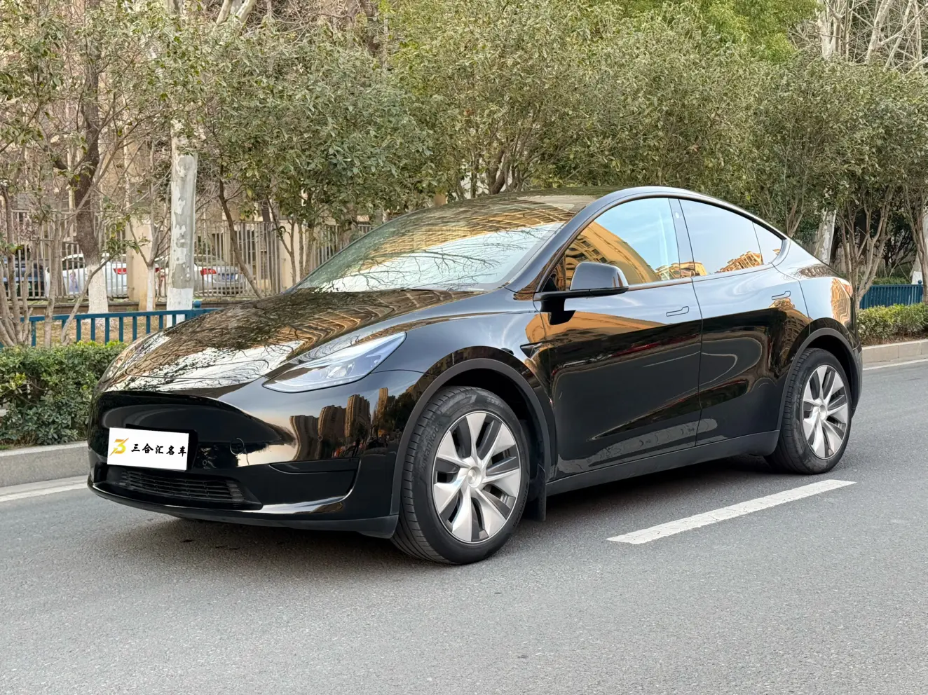 Tesla Model Y  из Китая