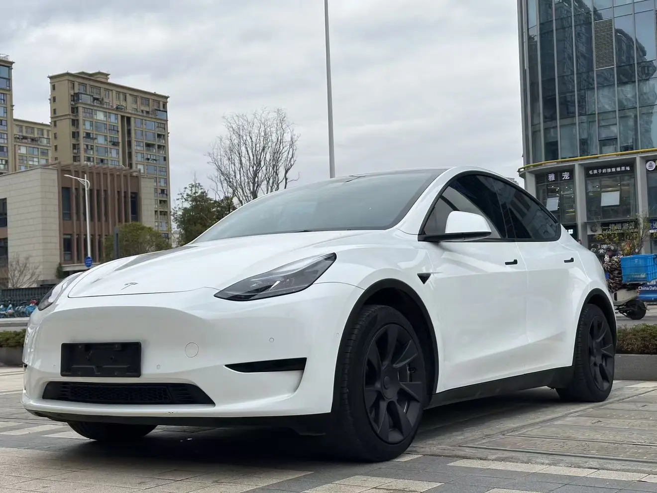 Tesla Model Y  из Китая