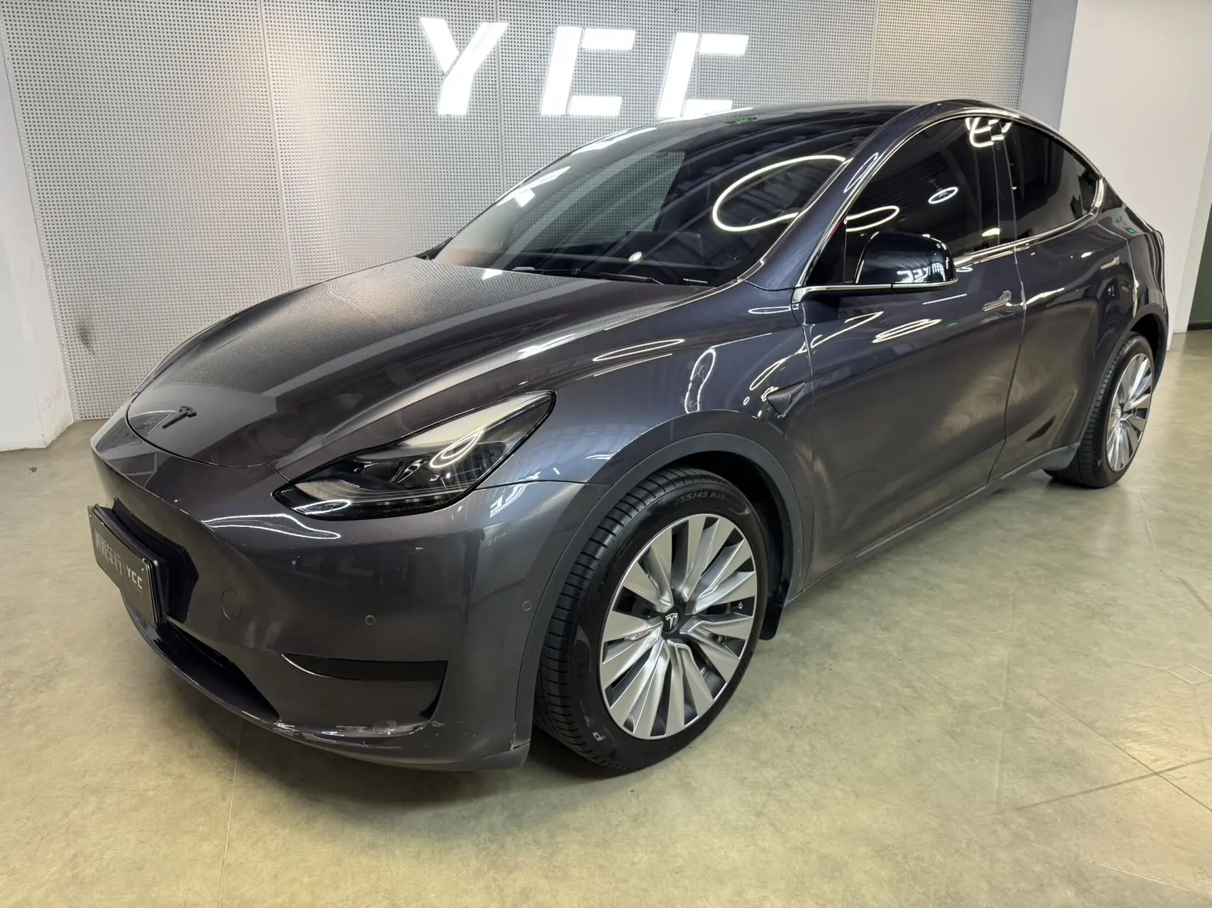Tesla Model Y  из Китая