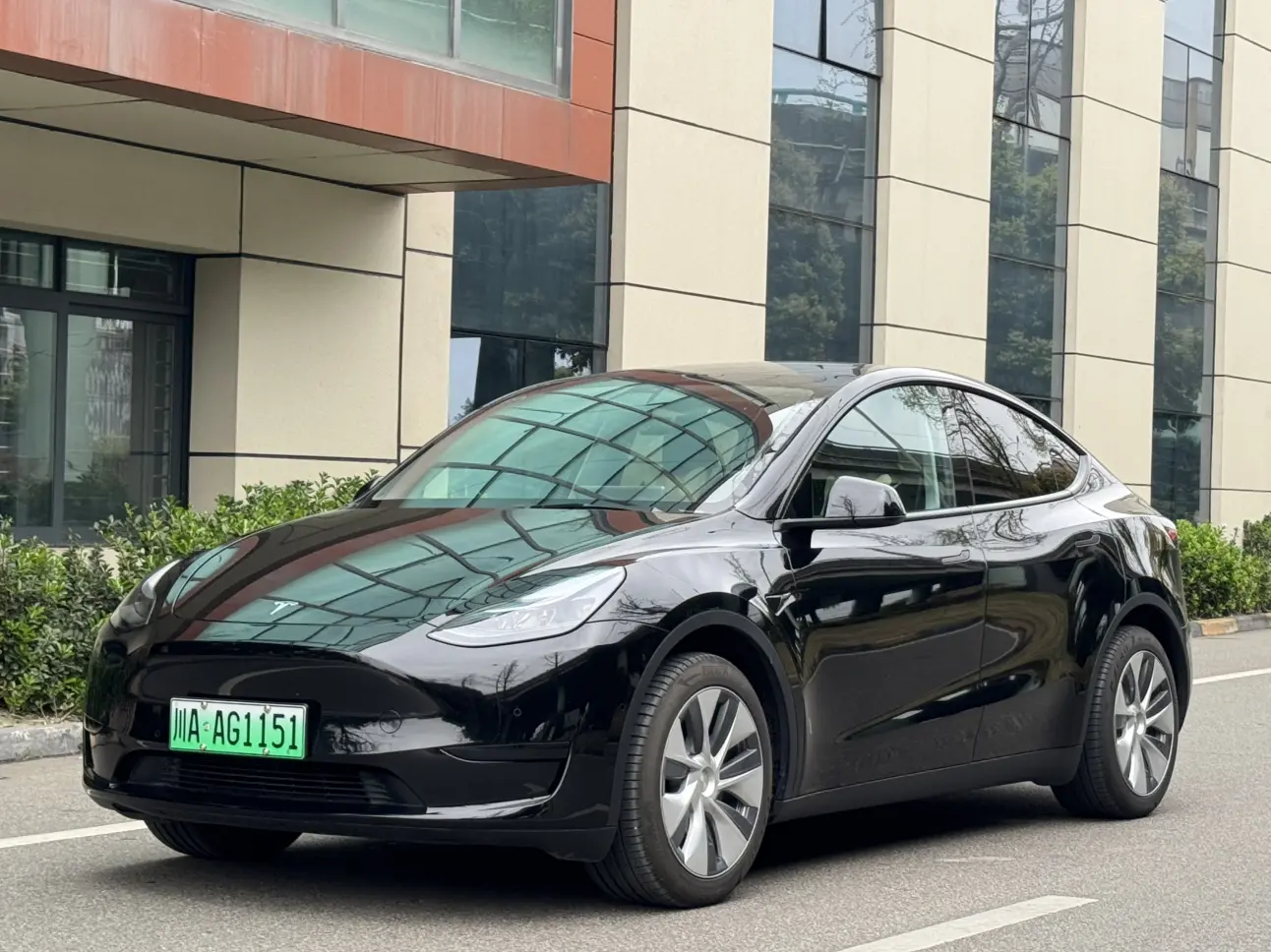 Tesla Model Y  из Китая