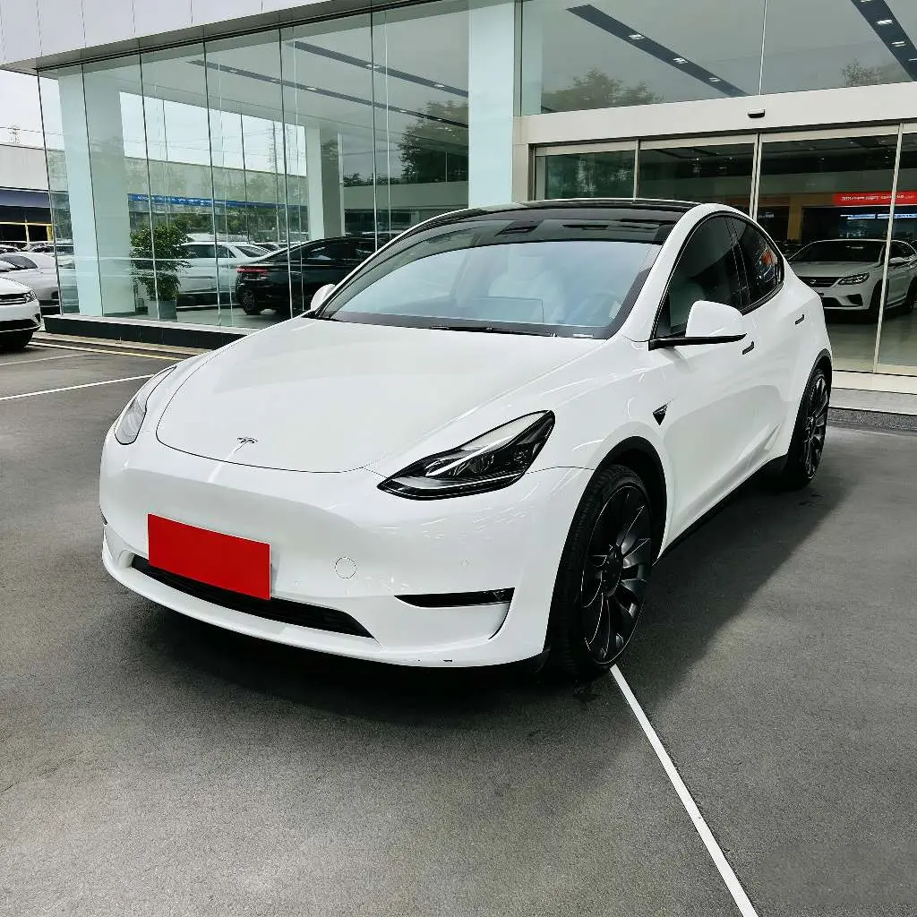 Tesla Model Y  из Китая