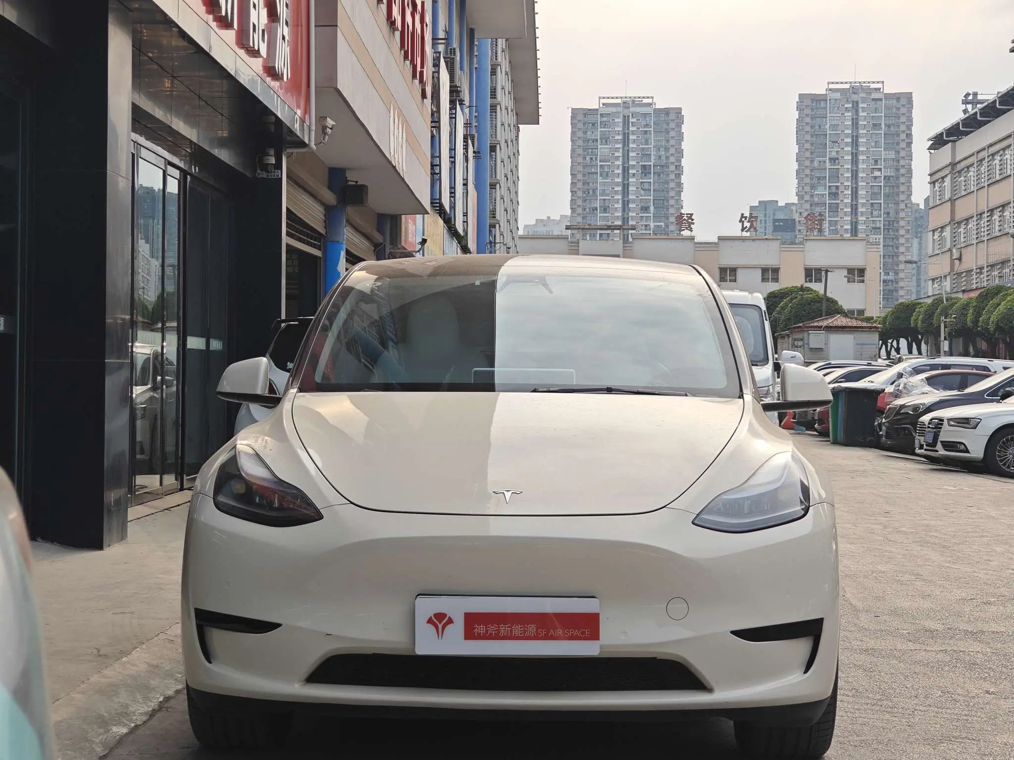 Tesla Model Y  из Китая