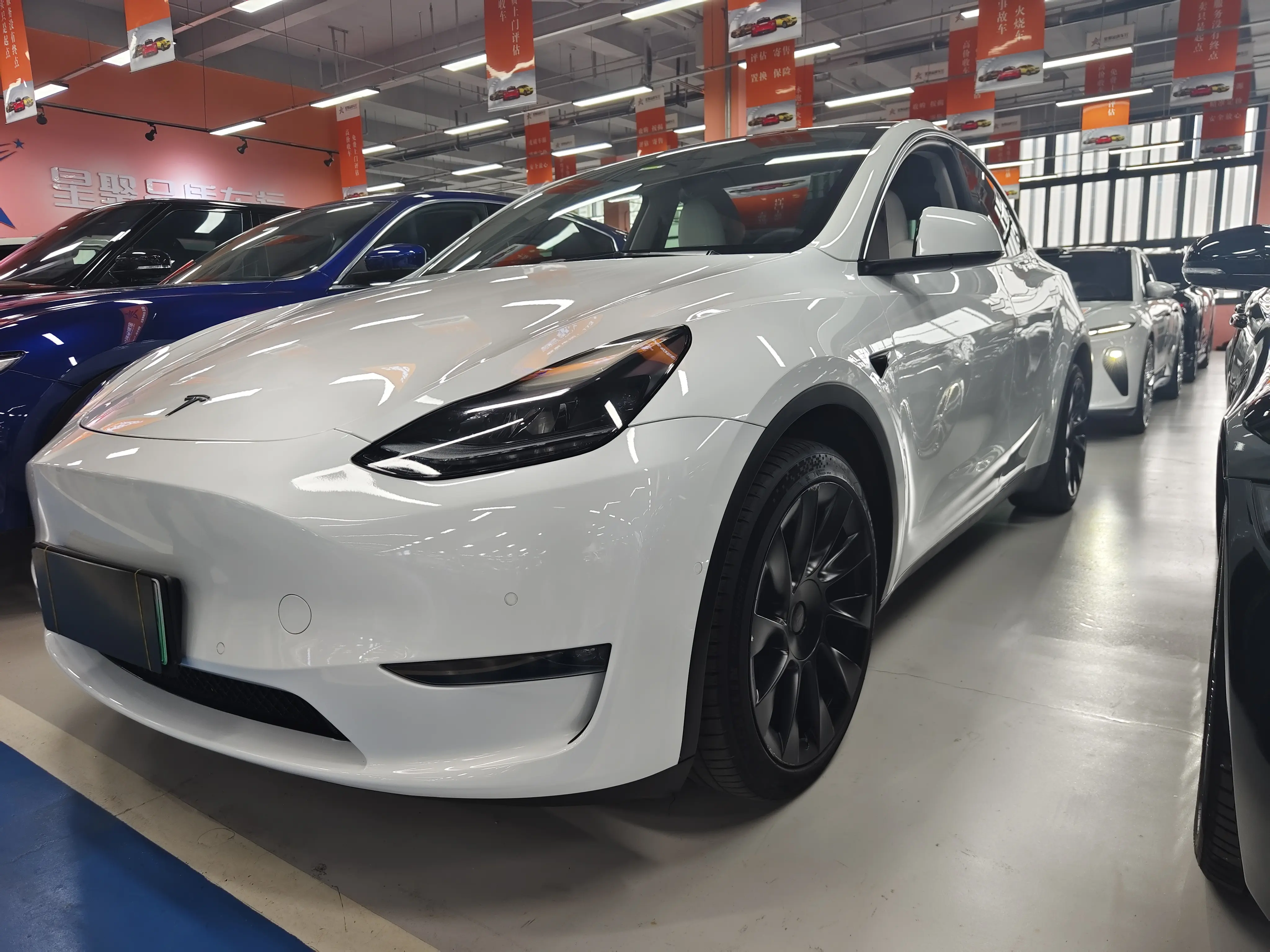 Tesla Model Y  из Китая