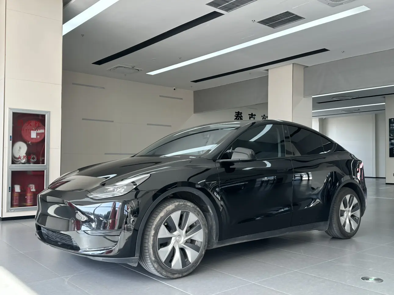 Tesla Model Y  из Китая