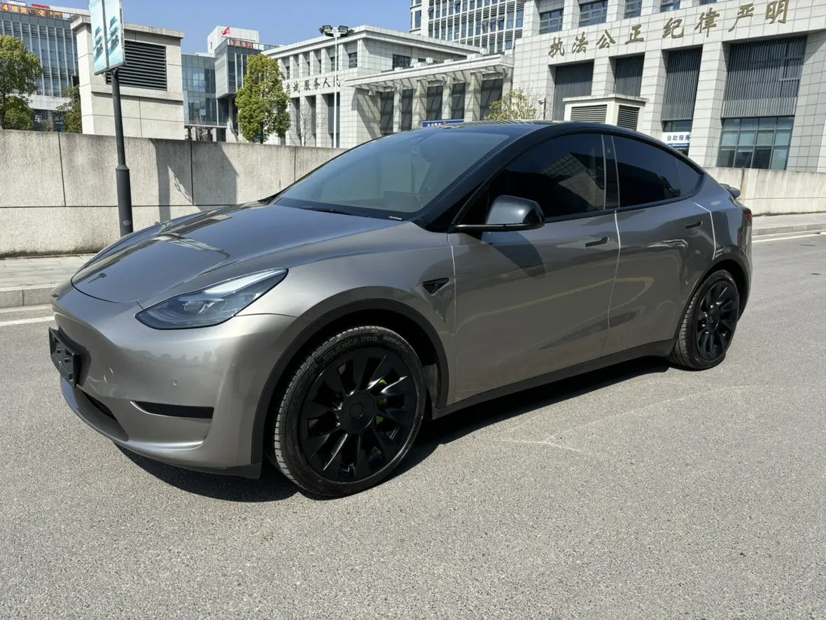 Tesla Model Y  из Китая