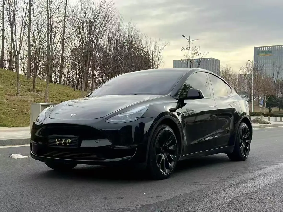 Tesla Model Y  из Китая