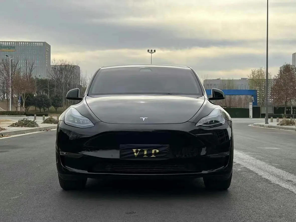 Tesla Model Y  из Китая