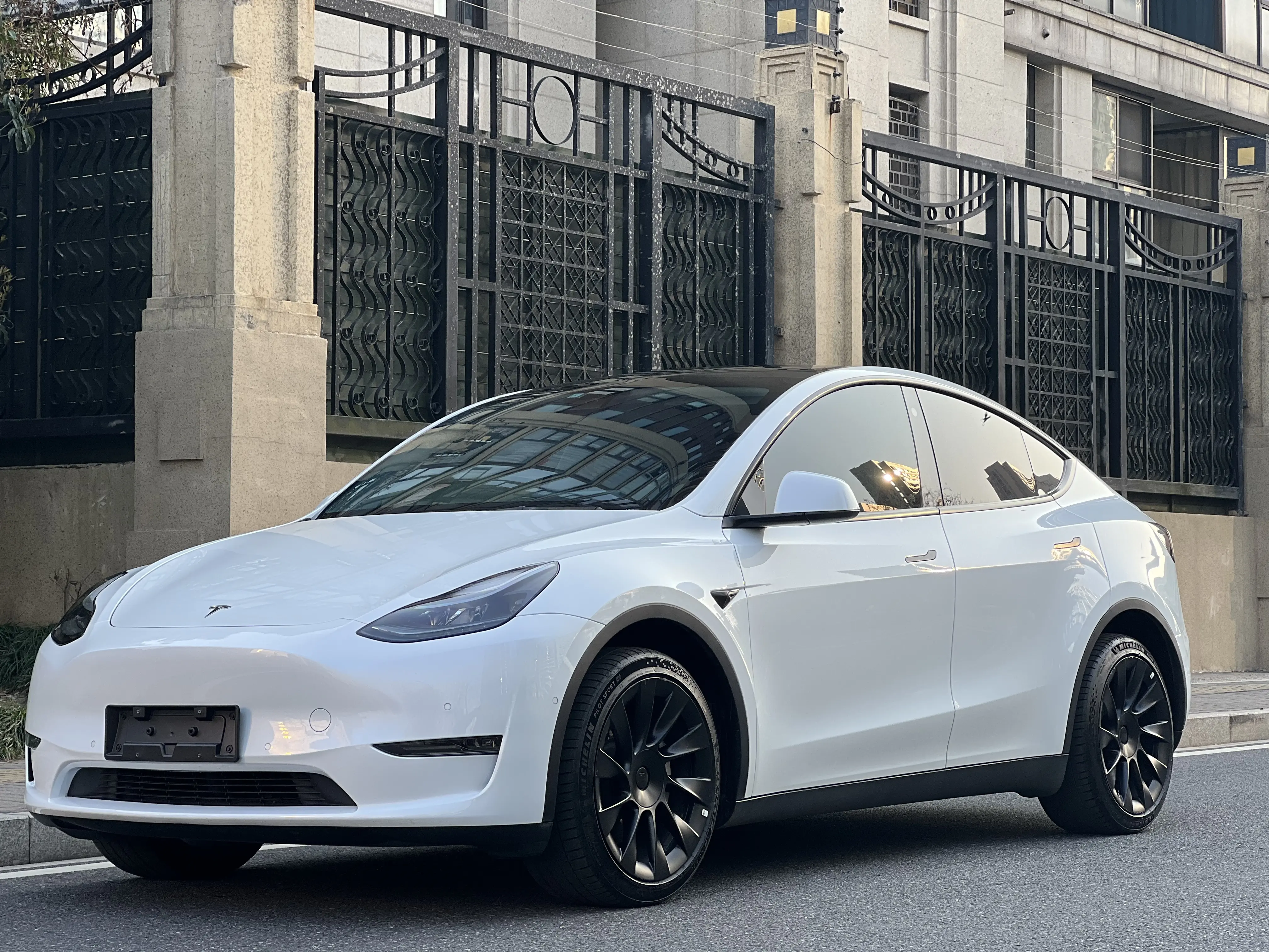 Tesla Model Y  из Китая