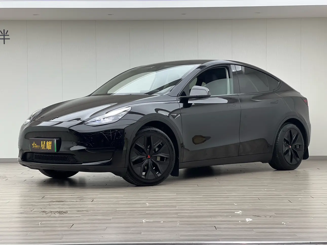 Tesla Model Y  из Китая