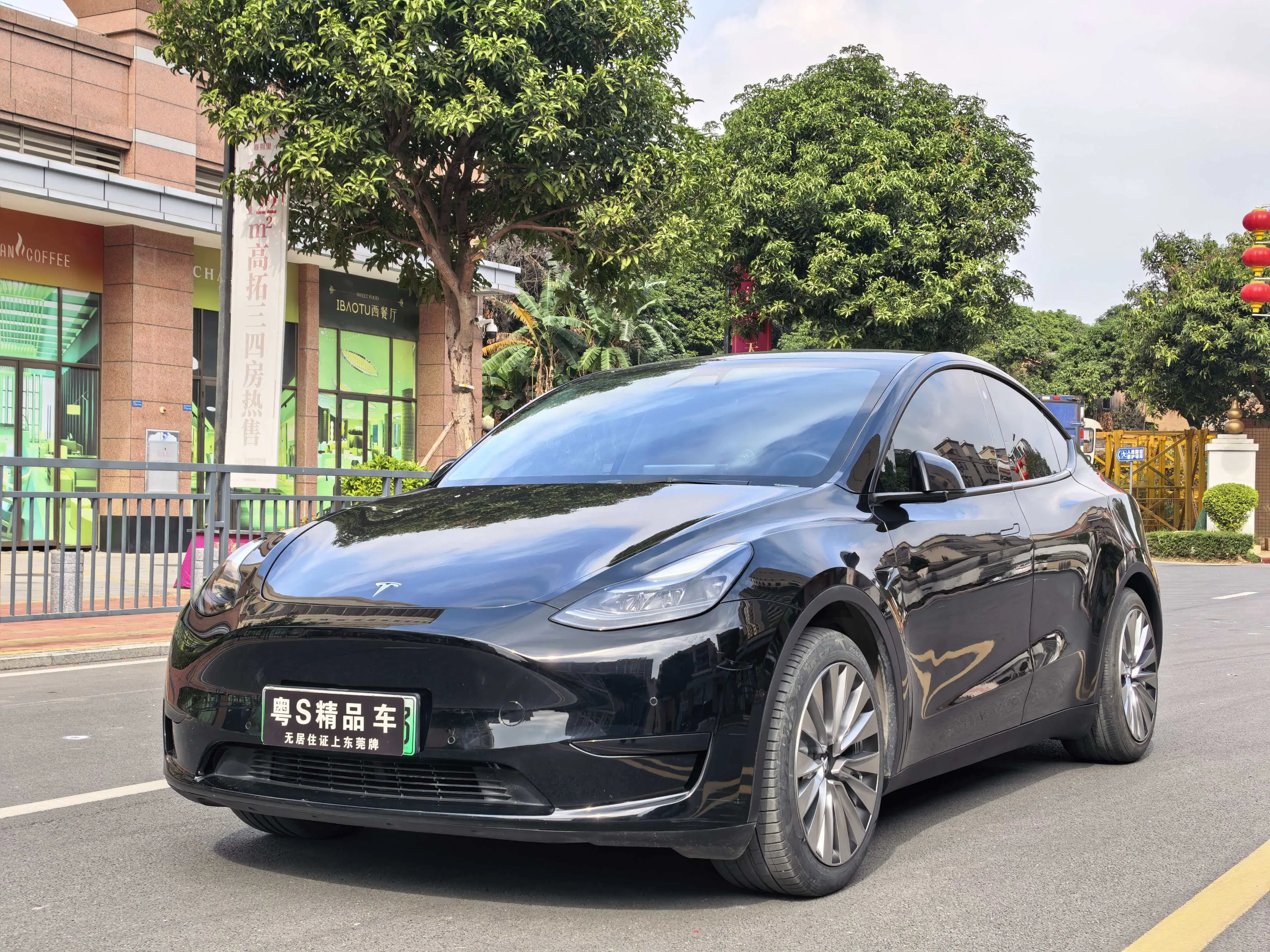 Tesla Model Y  из Китая