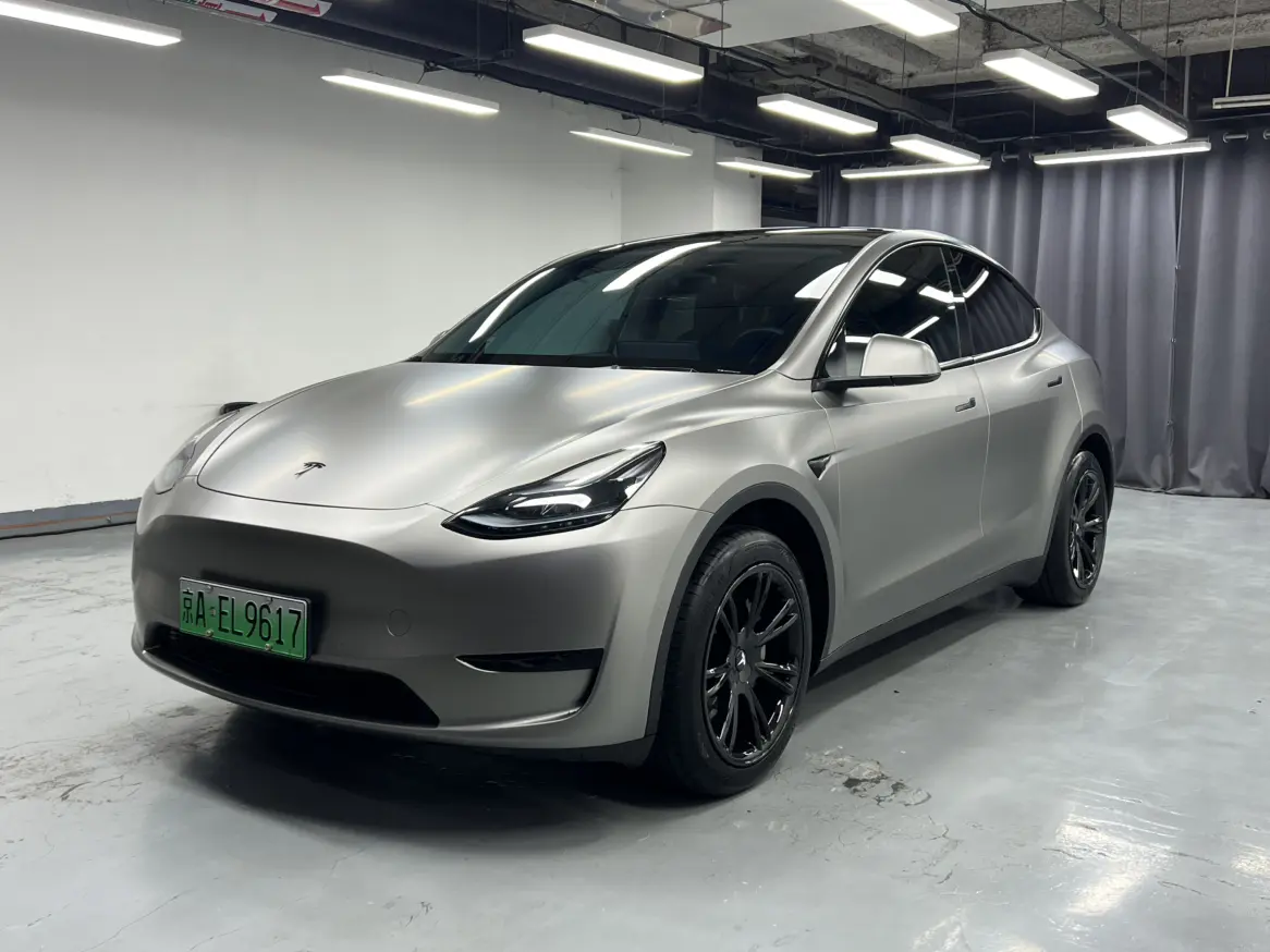 Tesla Model Y  из Китая