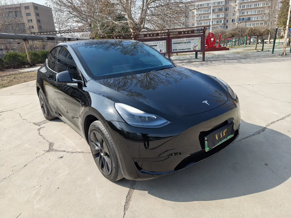 Tesla Model Y  из Китая