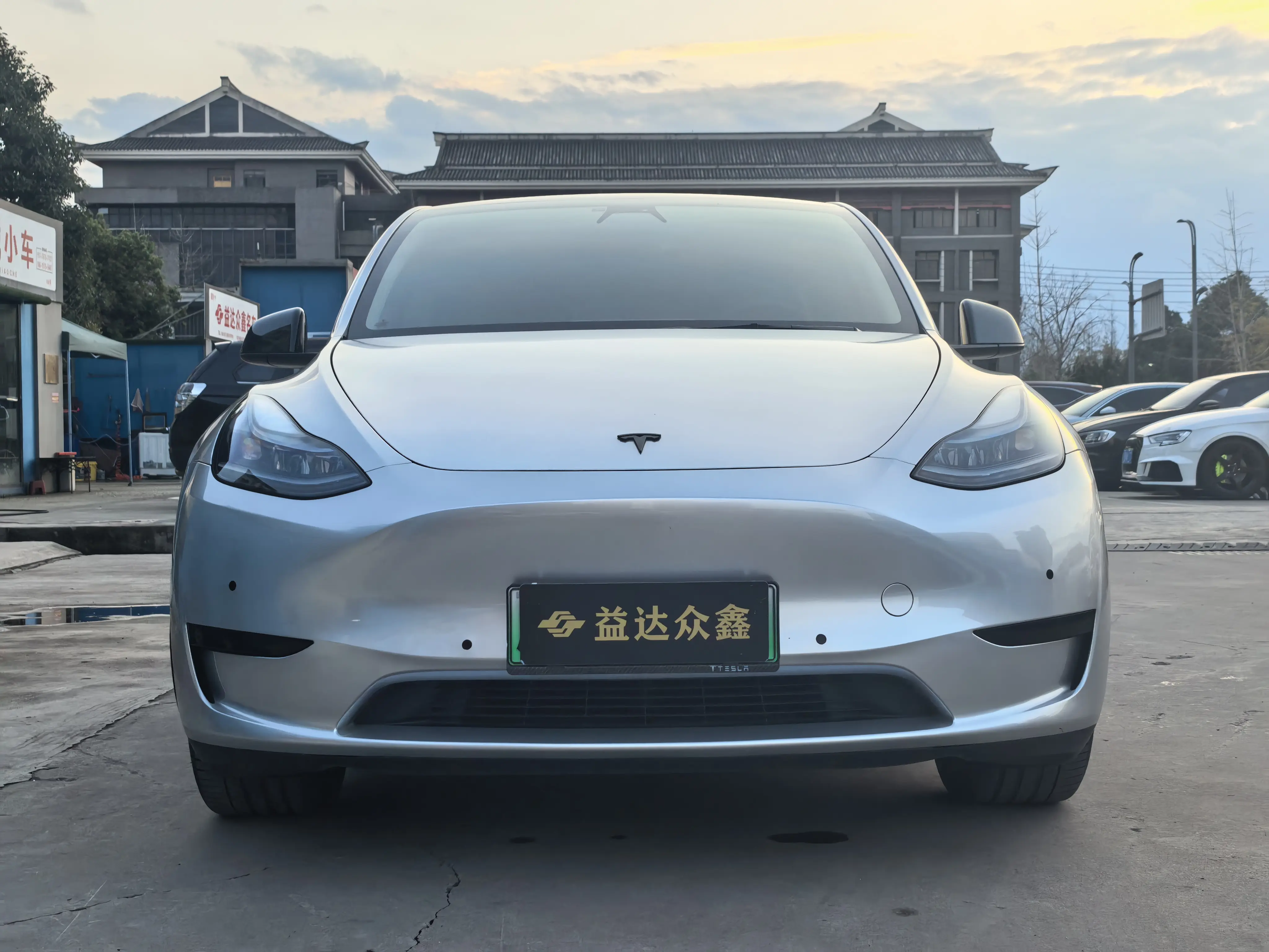 Tesla Model Y  из Китая