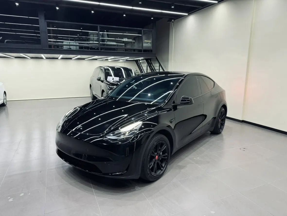 Tesla Model Y  из Китая