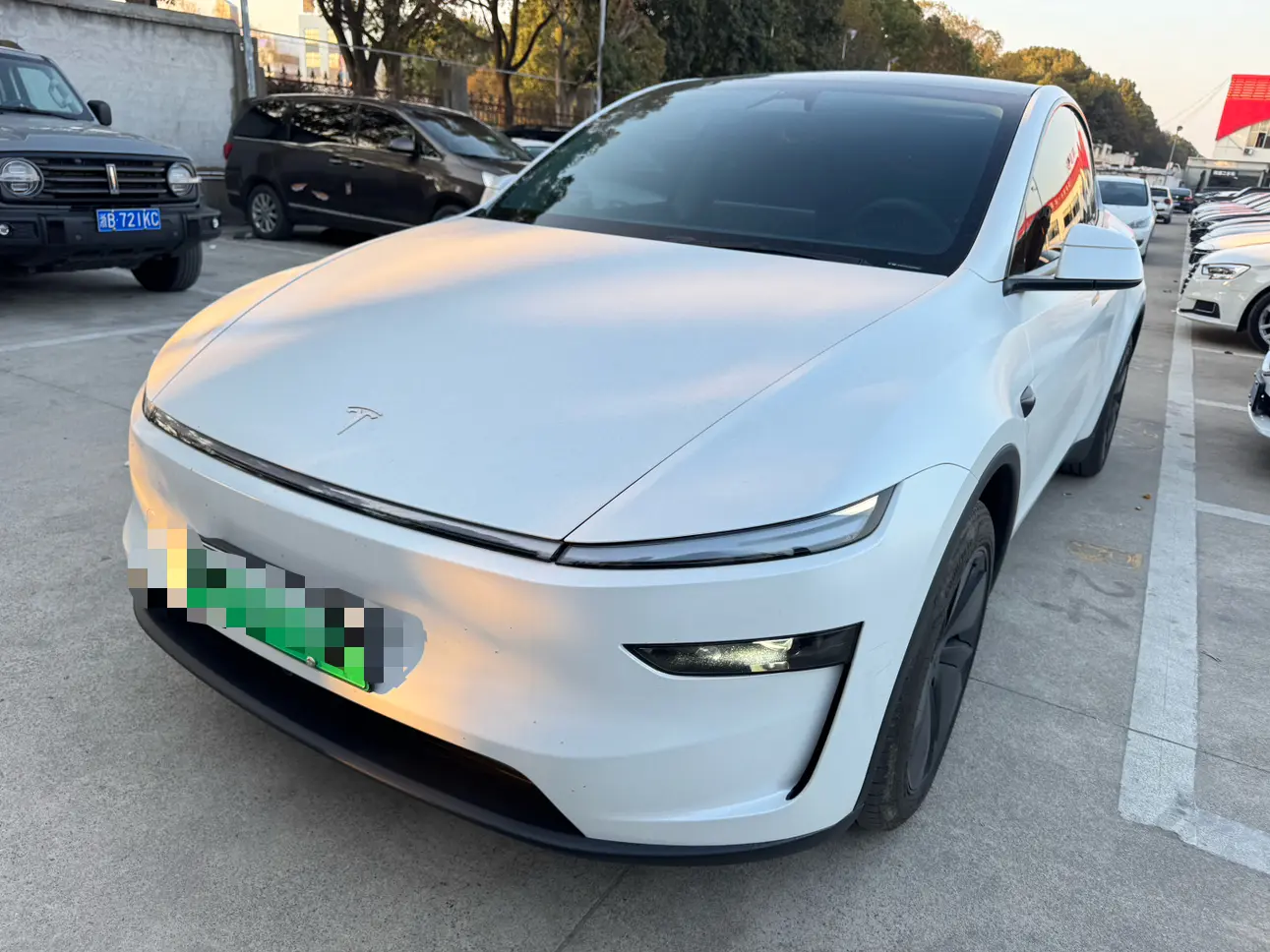 Tesla Model Y  из Китая