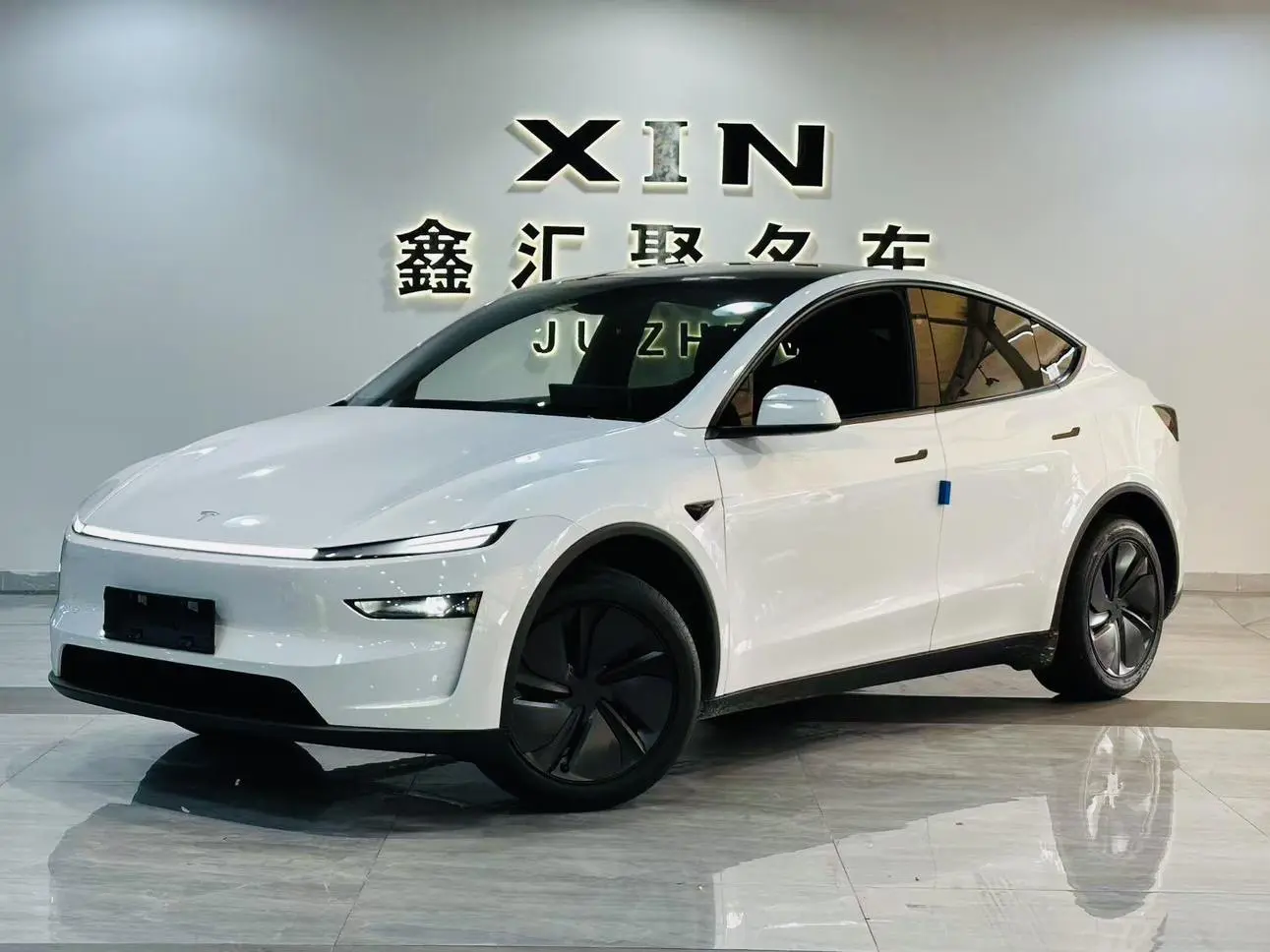Tesla Model Y  из Китая