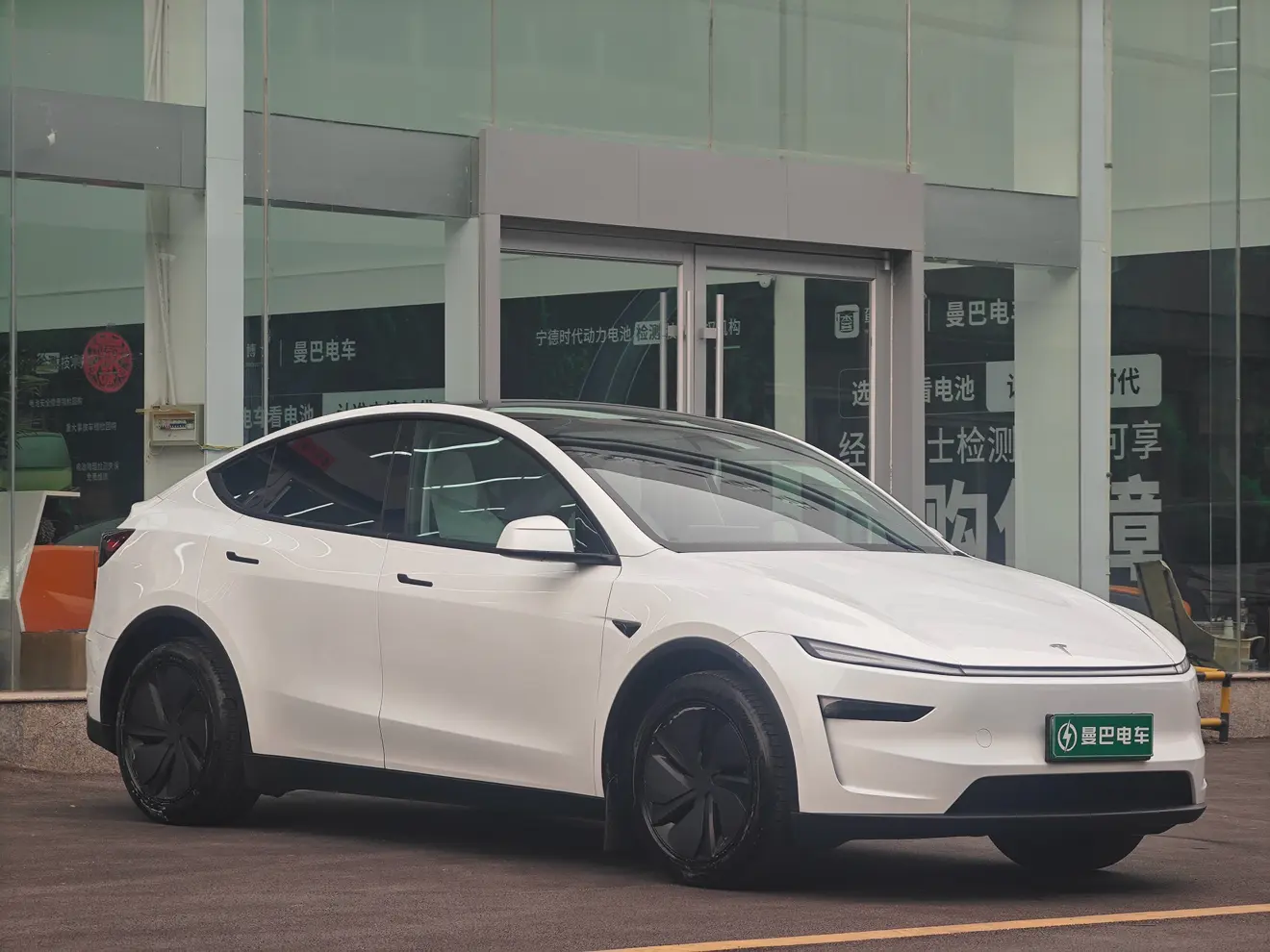 Tesla Model Y  из Китая