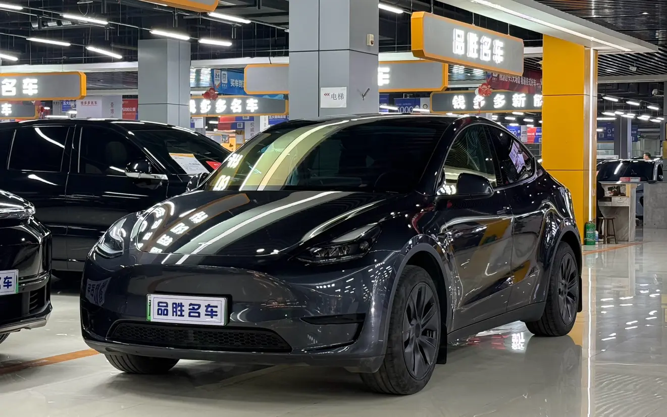 Tesla Model Y  из Китая