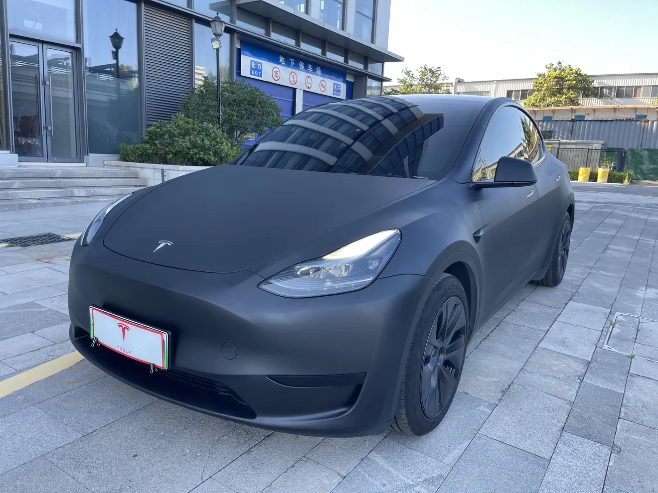 Tesla Model Y  из Китая