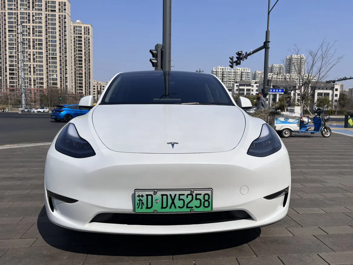 Tesla Model Y  из Китая