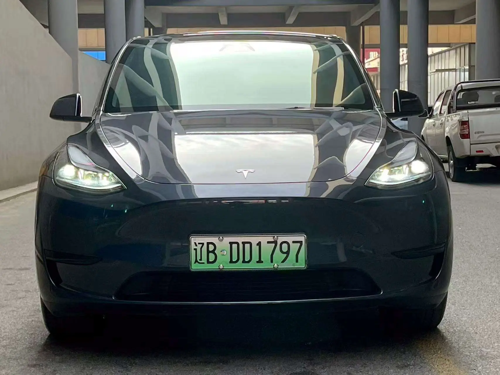 Tesla Model Y  из Китая