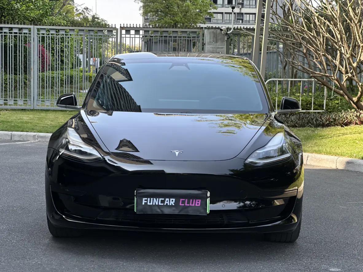 Tesla Model 3  из Китая