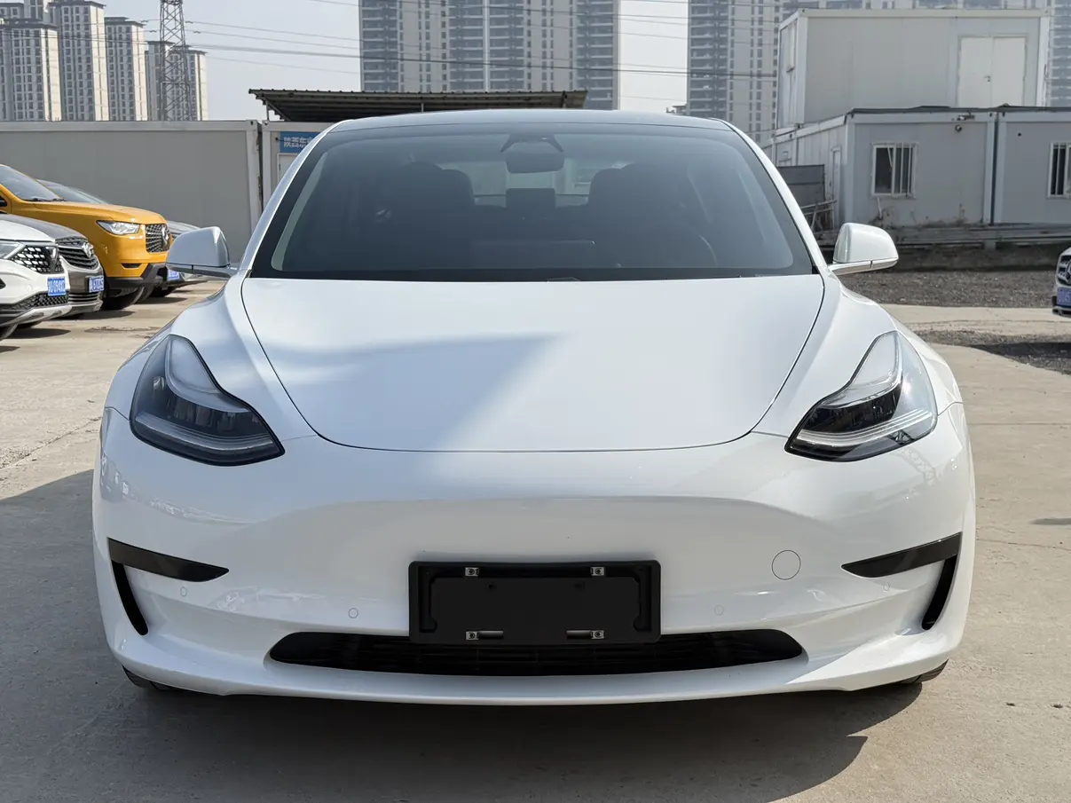 Tesla Model 3  из Китая